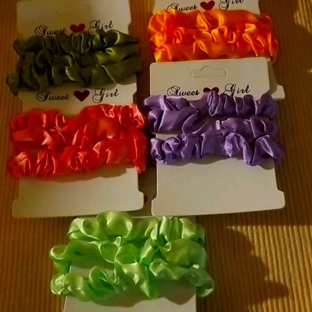 SATIN COLOR FLUORESCENT COLOR FASHION HAIR SCRUNCHIES